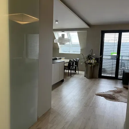 Apartment Exkluzivny Mezonet V Centre Mesta - Free Parking